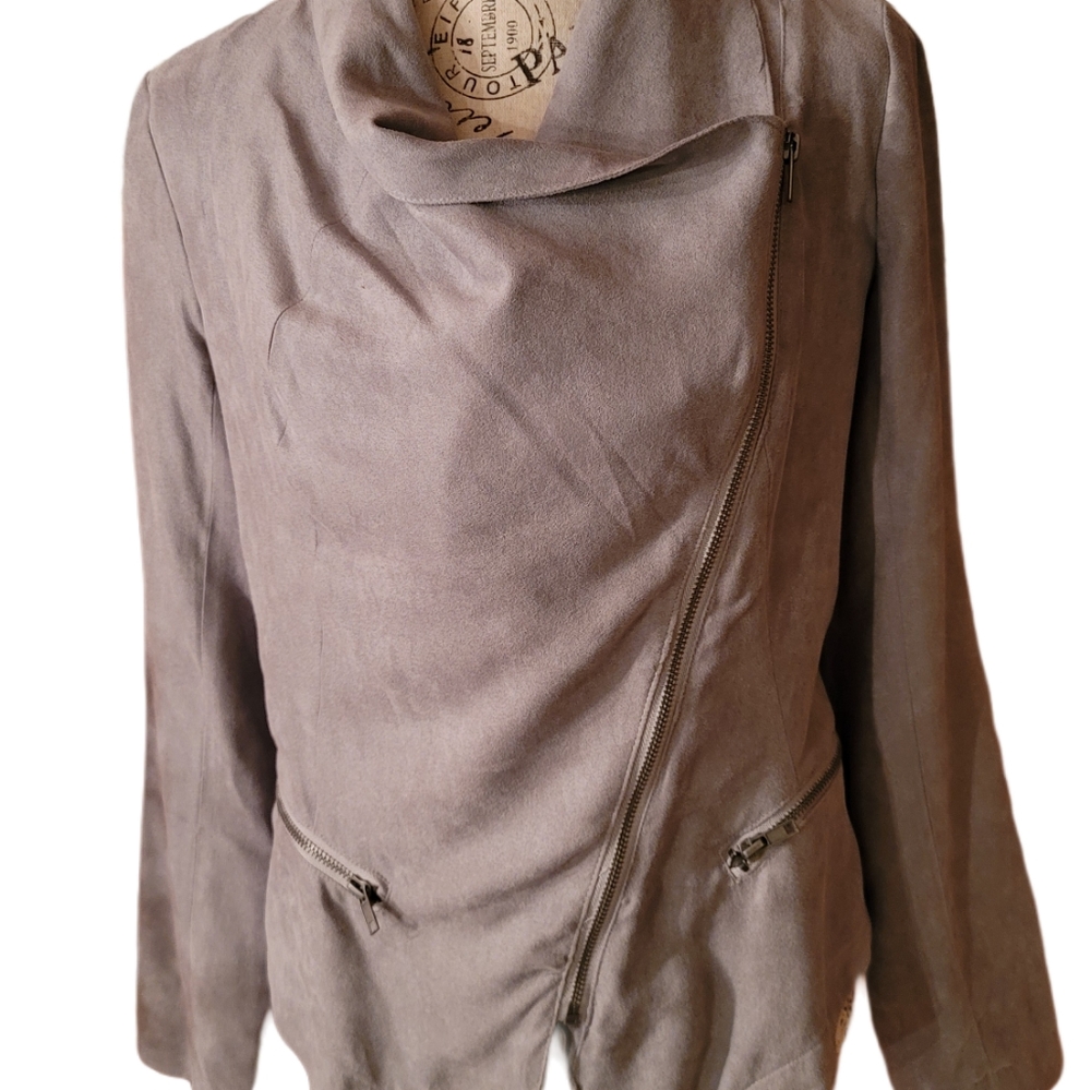 Jacket - Picture 3 of 8